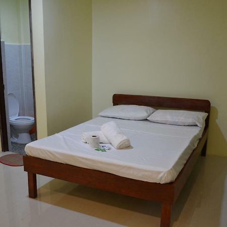 Janna'S Place General Luna (Surigao del Norte) Ngoại thất bức ảnh